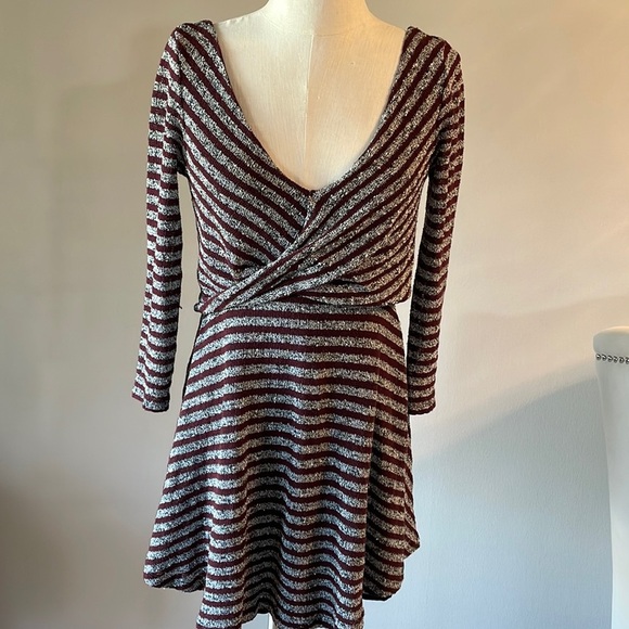 FREE PEOPLE mini dress fit and flare striped LIGHT SWEATER KNIT deep V neck S - Picture 1 of 14